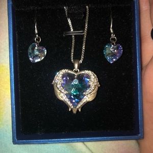 EleShow heart jewelry
